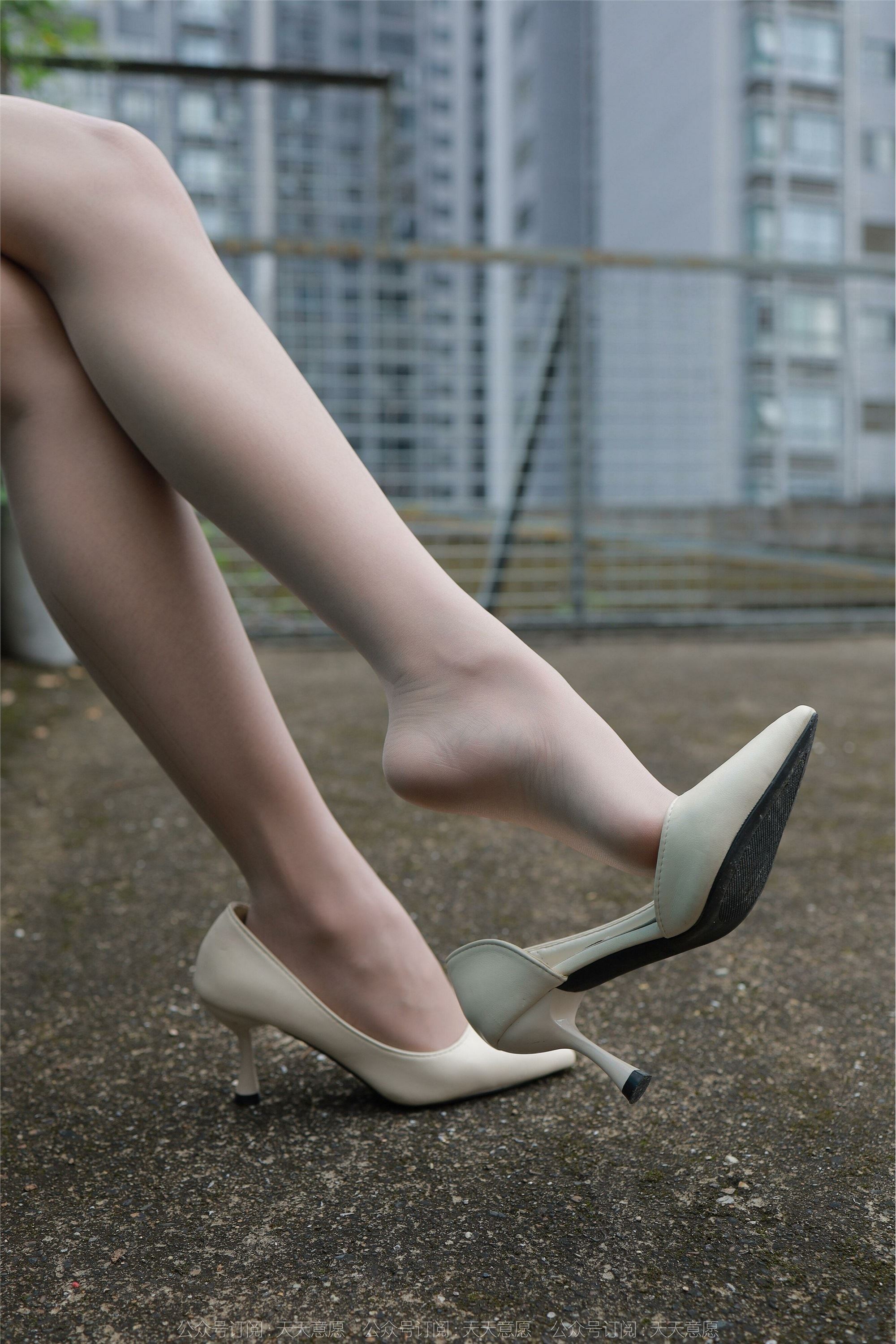 IESS异思趣向  2022.06.01 丝享家 1104：婉萍《白色恋人》